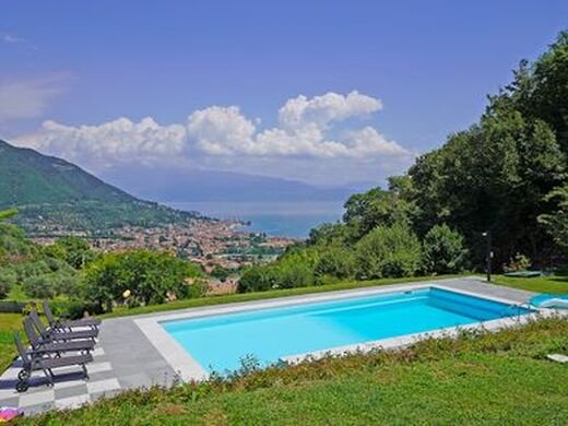 Luxury House for sale in Salò, 2 300 000 €, Photo 1