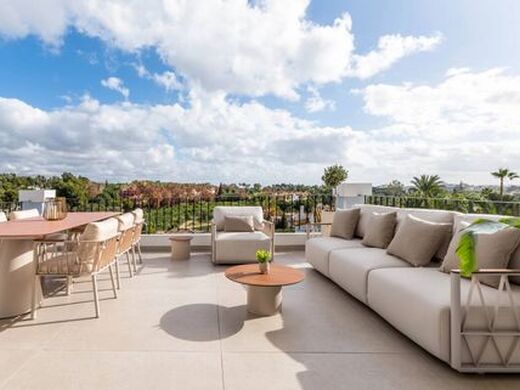 Luxury Apartment for sale in Nueva Andalucia, 1 895 000 €, Photo 1