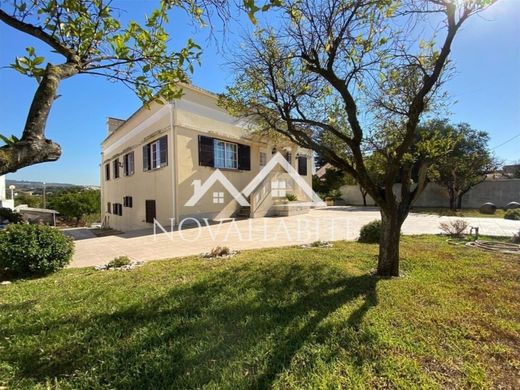 Maison de luxe à vendre à Loures, 980 000 €, Photo 2