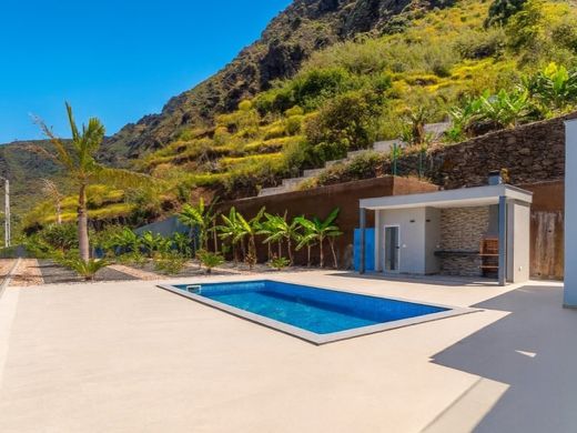 Luxury House for sale in Calheta, 1 150 000 €, Photo 1