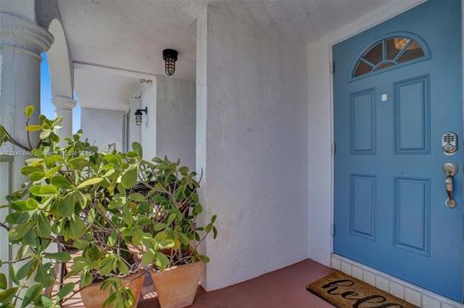 Luxury House for sale in Hollywood, 850 995 €, Photo 2