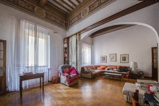 Luxury Apartment for sale in Siena, 1 050 000 €, Photo 5