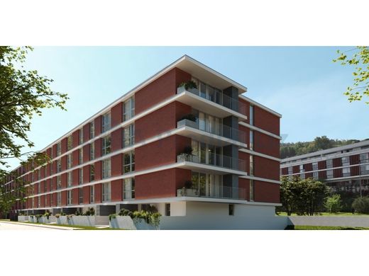Luxury Apartment for sale in Guimarães, 415 000 €, Photo 1
