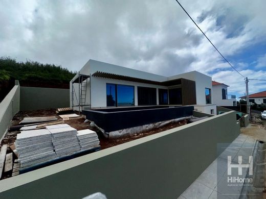 Luxury House for sale in Calheta, 930 000 €, Photo 2