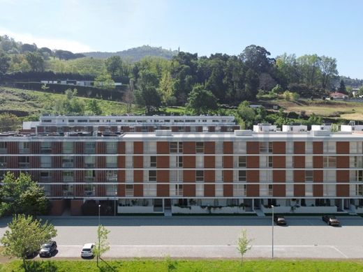 Luxury Apartment for sale in Guimarães, 415 000 €, Photo 2
