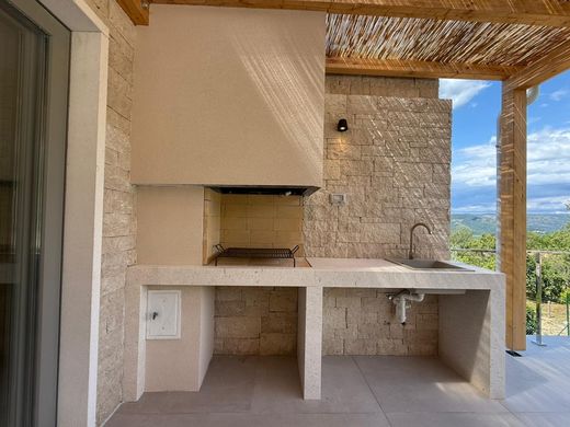 Maison de luxe à vendre à Motovun, 760 000 €, Photo 7