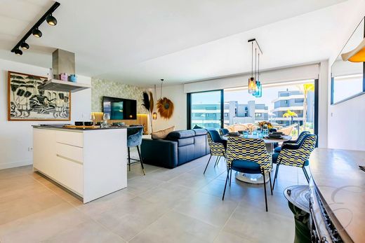 Appartement de luxe à vendre à Estepona, 529 000 €, Photo 3