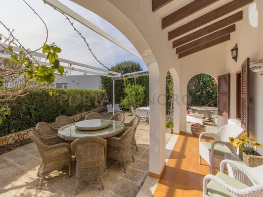 Maison de luxe à vendre à Sant Lluís, 460 000 €, Photo 1