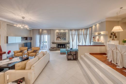 Luxury House for sale in Néa Raidestós, 750 000 €, Photo 2