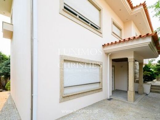 Luxury House for sale in Gondomar, 1 400 000 €, Photo 2