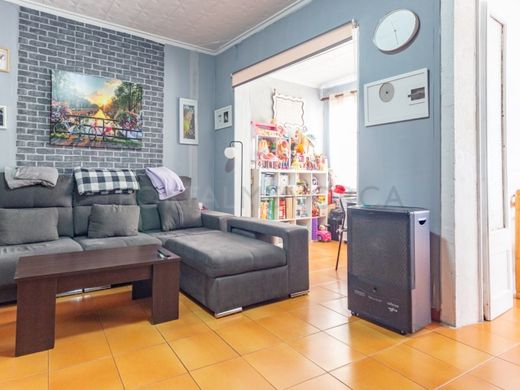 Luxury House for sale in Maó, 550 000 €, Photo 2