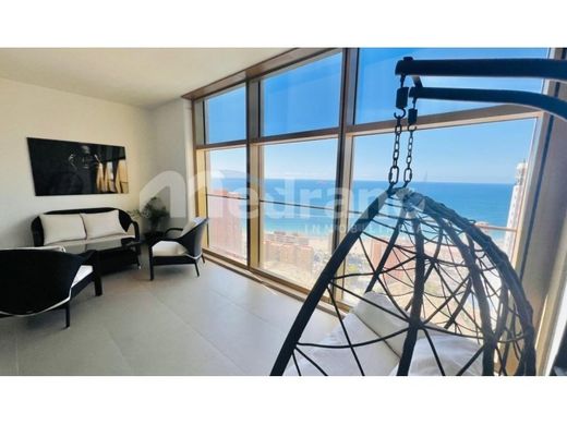 Luxury Apartment for sale in Benidorm, 525 000 €, Photo 2