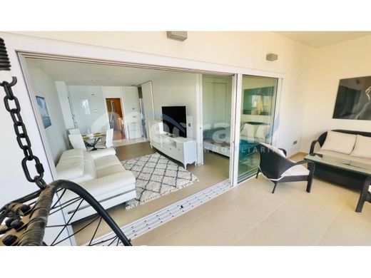 Luxury Apartment for sale in Benidorm, 525 000 €, Photo 3