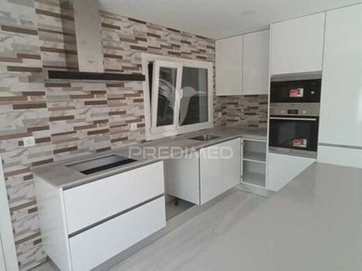 Maison de luxe à vendre à Seixal, 640 000 €, Photo 4