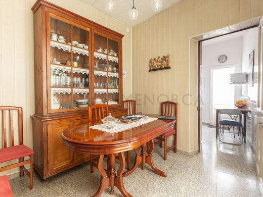 Luxury House for sale in Maó, 470 000 €, Photo 5