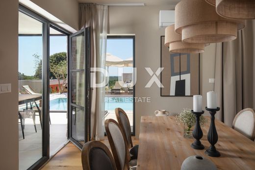 Luxury House for sale in Tinjan, 0 €, Photo 7