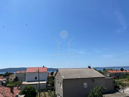 Maison de luxe à vendre à Kaštel Štafilic, 950 000 €, Photo 2