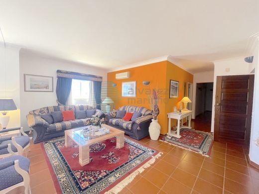 Luxury Apartment for sale in Portimão, 640 000 €, Photo 3