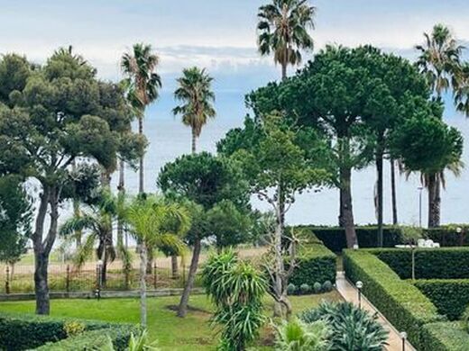 Appartement de luxe à vendre à San Remo, 430 000 €, Photo 1