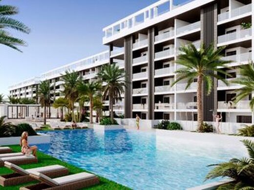 Appartement de luxe à vendre à Torrevieja, 540 000 €, Photo 1