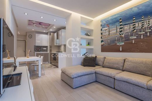 Luxury Apartment for sale in Riccione, 560 000 €, Photo 1