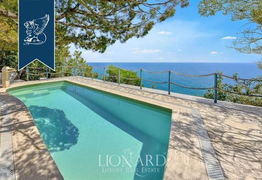 Luxury House for sale in San Felice Circeo, 1 900 000 €, Photo 1