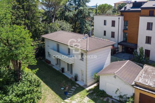 Luxury House for sale in Castel San Pietro Terme, 680 000 €, Photo 3