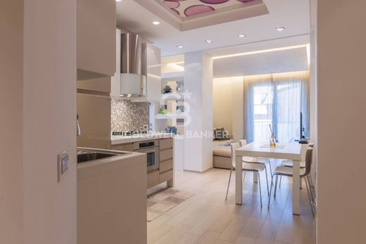 Luxury Apartment for sale in Riccione, 560 000 €, Photo 4