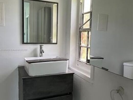 Luxury House for sale in Hollywood, 473 723 €, Photo 3