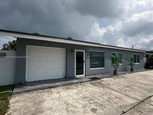 Luxury House for sale in Hollywood, 454 976 €, Photo 3