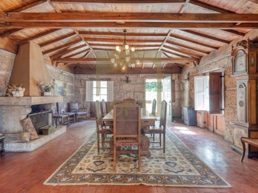 Maison de luxe à vendre à Guimarães, 750 000 €, Photo 1