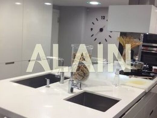 Luxury Apartment for sale in Valencia, 1 100 000 €, Photo 1