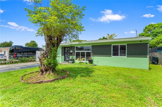 Luxury House for sale in Hollywood, 424 930 €, Photo 3