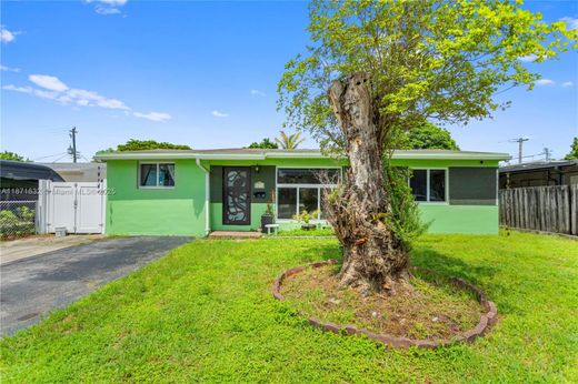 Luxury House for sale in Hollywood, 424 930 €, Photo 4