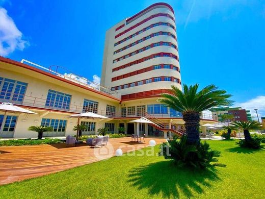 Luxury Apartment for sale in Chiavari, 1 350 000 €, Photo 3