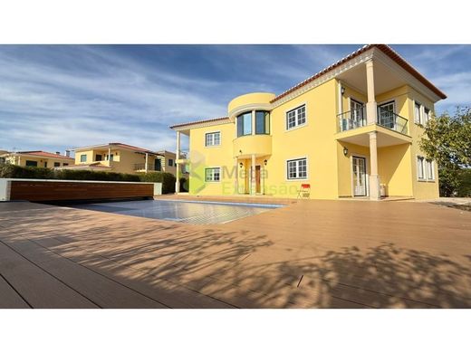 Maison de luxe à vendre à Cadaval, 550 000 €, Photo 1