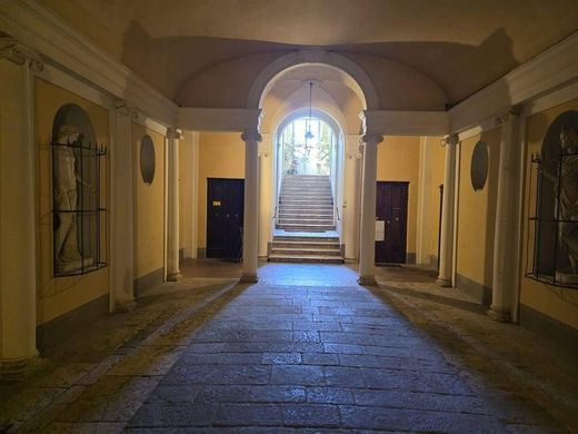 Luxury Apartment for sale in Siena, 1 600 000 €, Photo 2
