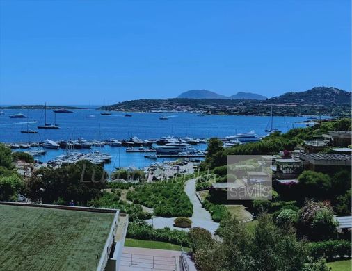 Maison de luxe à vendre à Olbia, 1 600 000 €, Photo 3