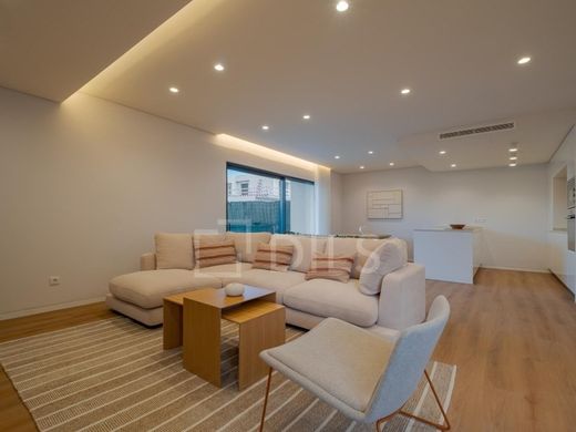 Luxury House for sale in Seixal, 695 000 €, Photo 3