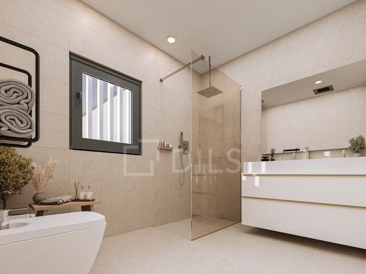 Luxury House for sale in Seixal, 660 000 €, Photo 4