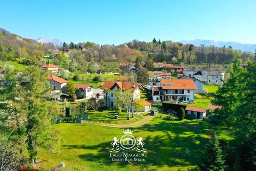 Luxury House for sale in Cesara, 650 000 €, Photo 5