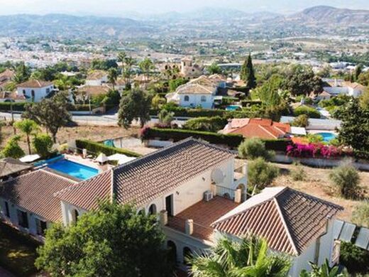 Luxury House for sale in Alhaurín El Grande, 995 000 €, Photo 3