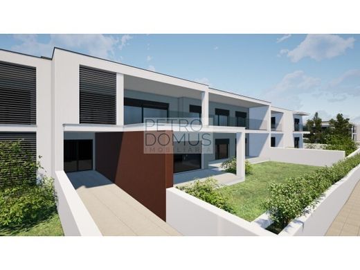 Luxury Apartment for sale in Parceiros, 400 000 €, Photo 3