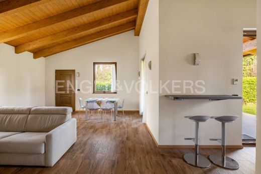 Maison de luxe à vendre à Angera, 695 000 €, Photo 7