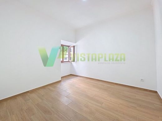 Luxury House for sale in Portimão, 425 000 €, Photo 3