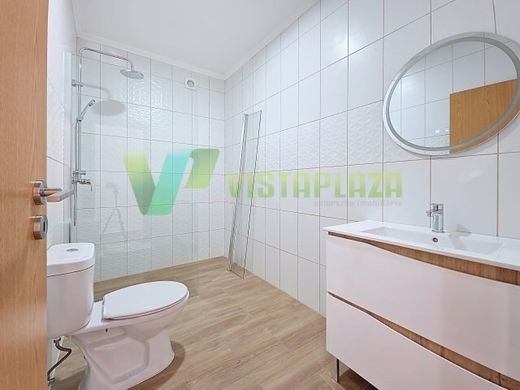 Luxury House for sale in Portimão, 425 000 €, Photo 4