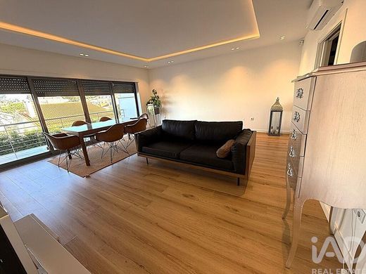 Maison de luxe à vendre à Charneca de Caparica, 755 000 €, Photo 3