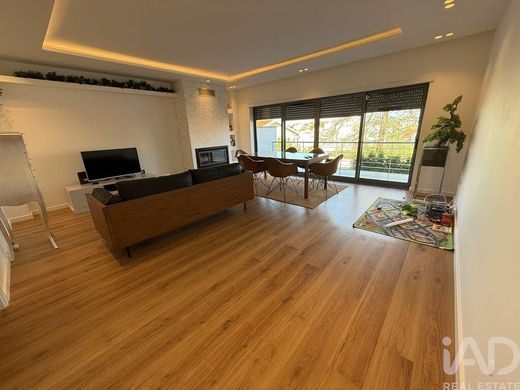 Maison de luxe à vendre à Charneca de Caparica, 755 000 €, Photo 4