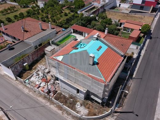 Luxury House for sale in Odivelas, 635 000 €, Photo 6