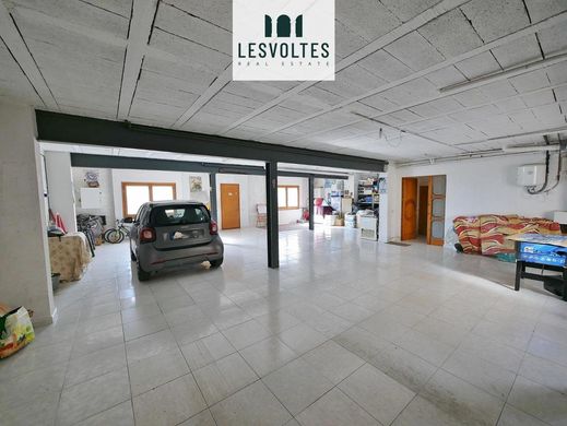 Maison de luxe à vendre à La Bisbal d'Empordà, 420 000 €, Photo 3